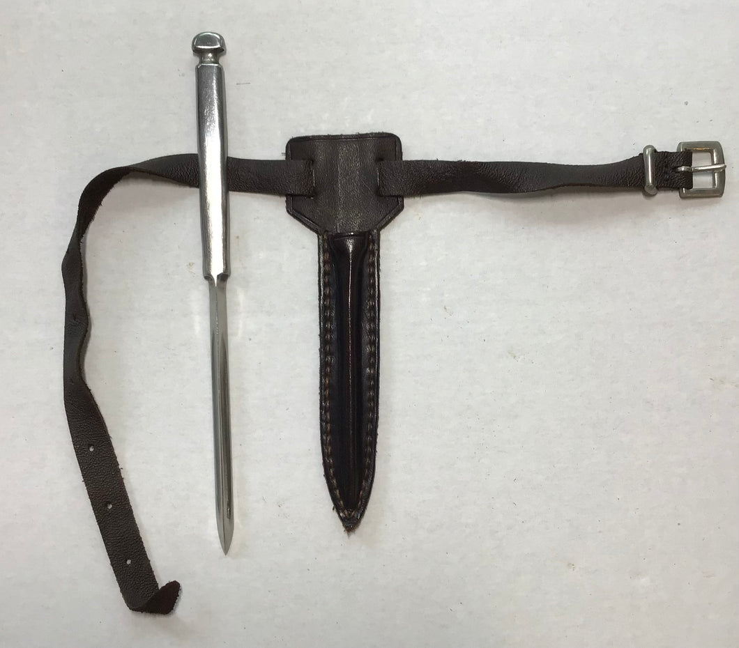 WW II SOE (Special Operations Executive) Agent's Sleeve Dagger