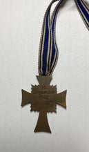 Cross of Honour of the German Mother (Eherenkreuz de Deutsche Mutter)